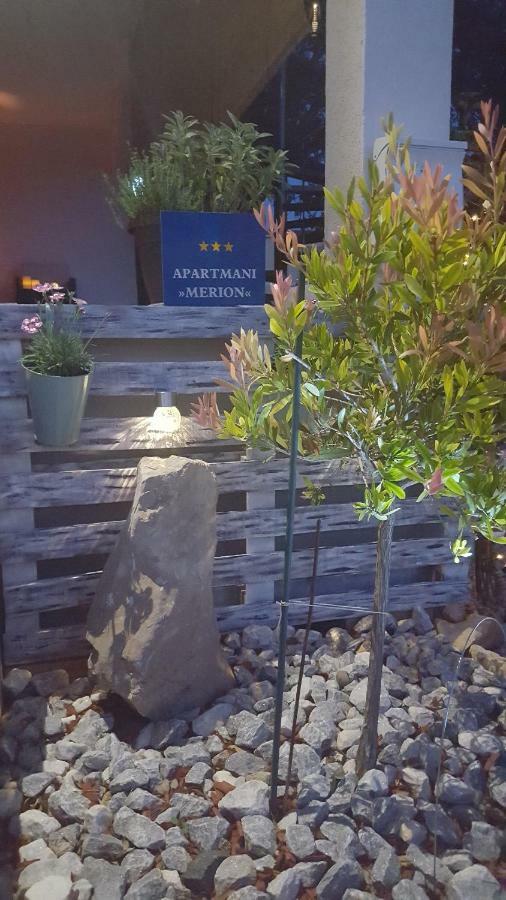 Apartments Merion Starigrad Paklenica Exterior photo